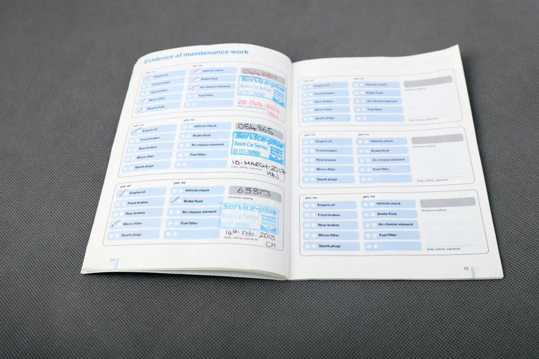 BMW 1 3 Series E87 E90 E91 Service Booklet 01410011972 0011972