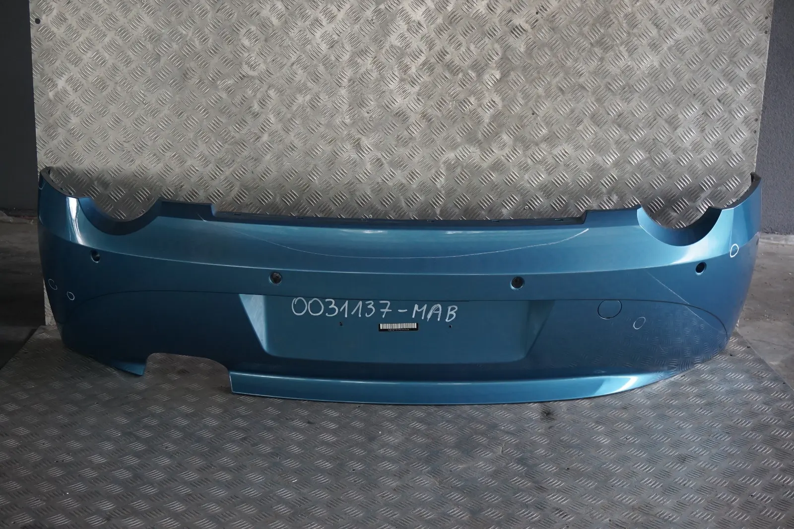 BMW Z4 Series E85 Convertible Rear Bumper Trim Panel PDC Maledivenblau 2 Blue