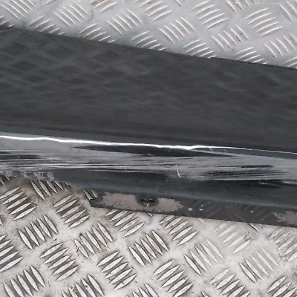 BMW E87 Sill Strip Side Skirt Right O/S Black Sapphire Metallic - 475