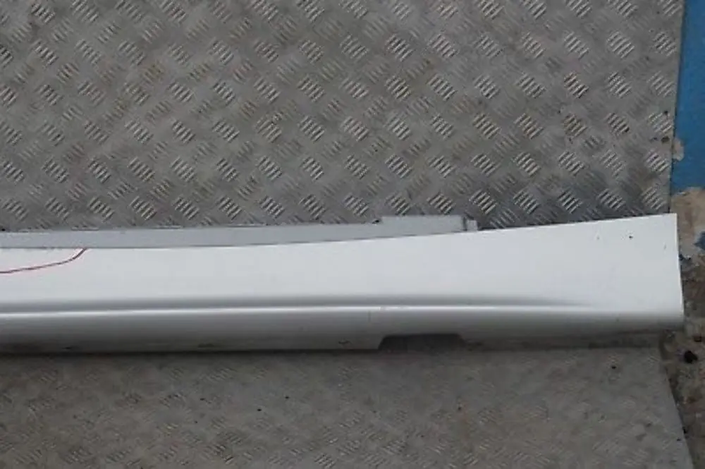 BMW 20 E87 Sill Strip Faldon Lateral Derecho Titansilber Plata Metalizado