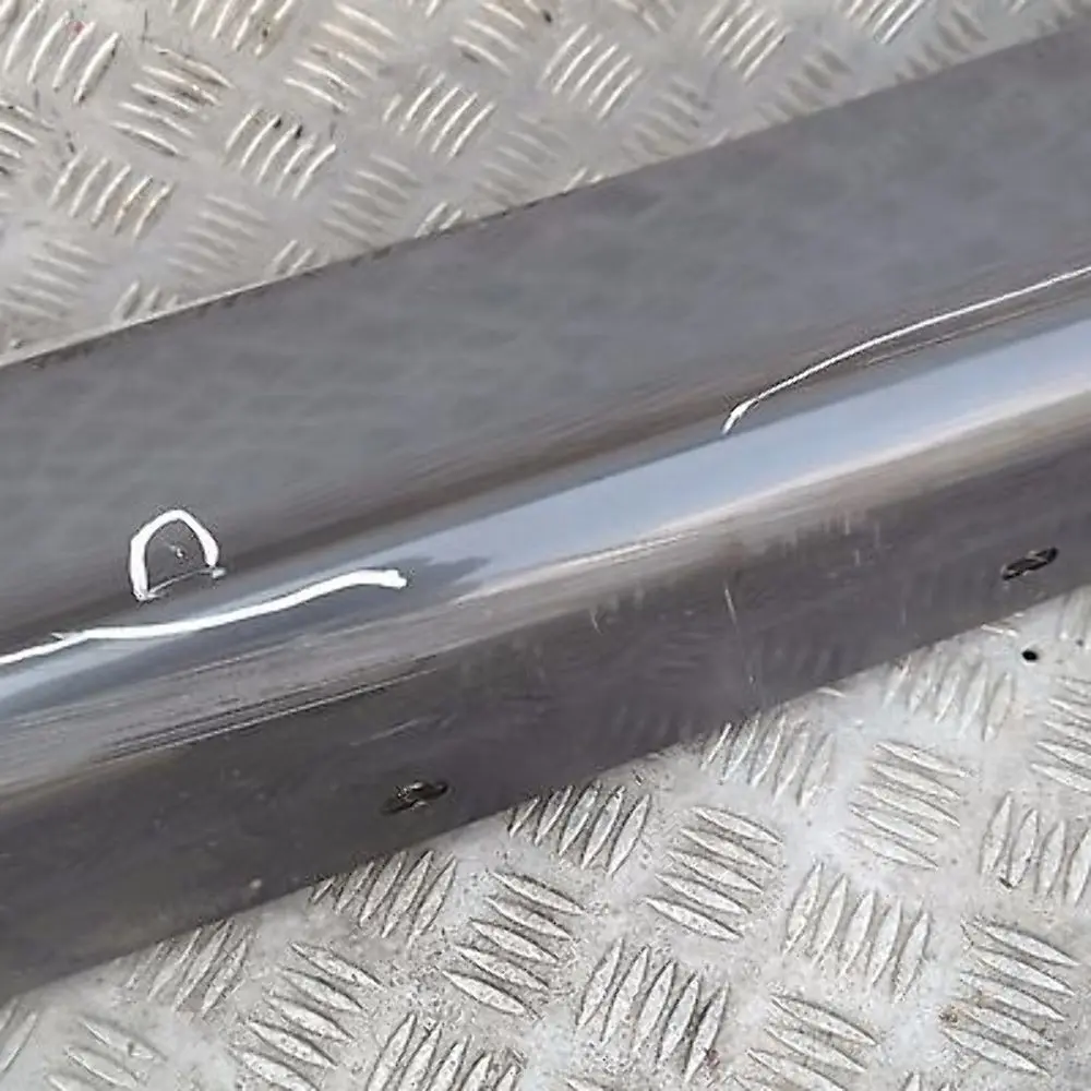 BMW E87 Sill Strip Faldón Lateral Izquierdo Sparkling Graphite Metallic A22