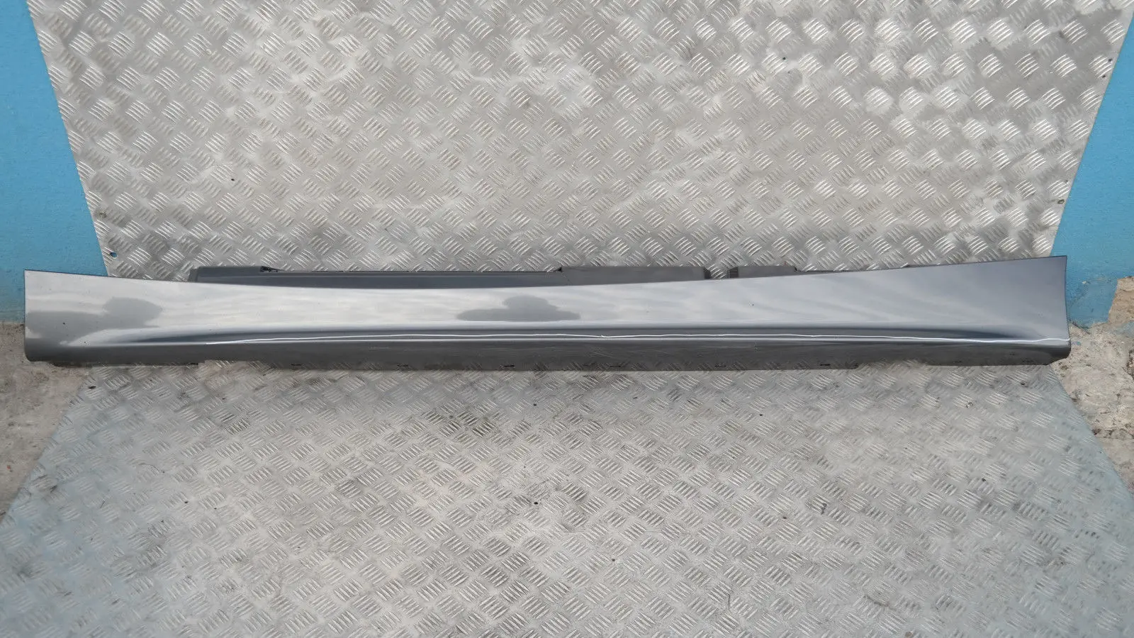 BMW E87 Sill Strip Side Skirt Left N/S Sparkling Graphite Metallic - A22
