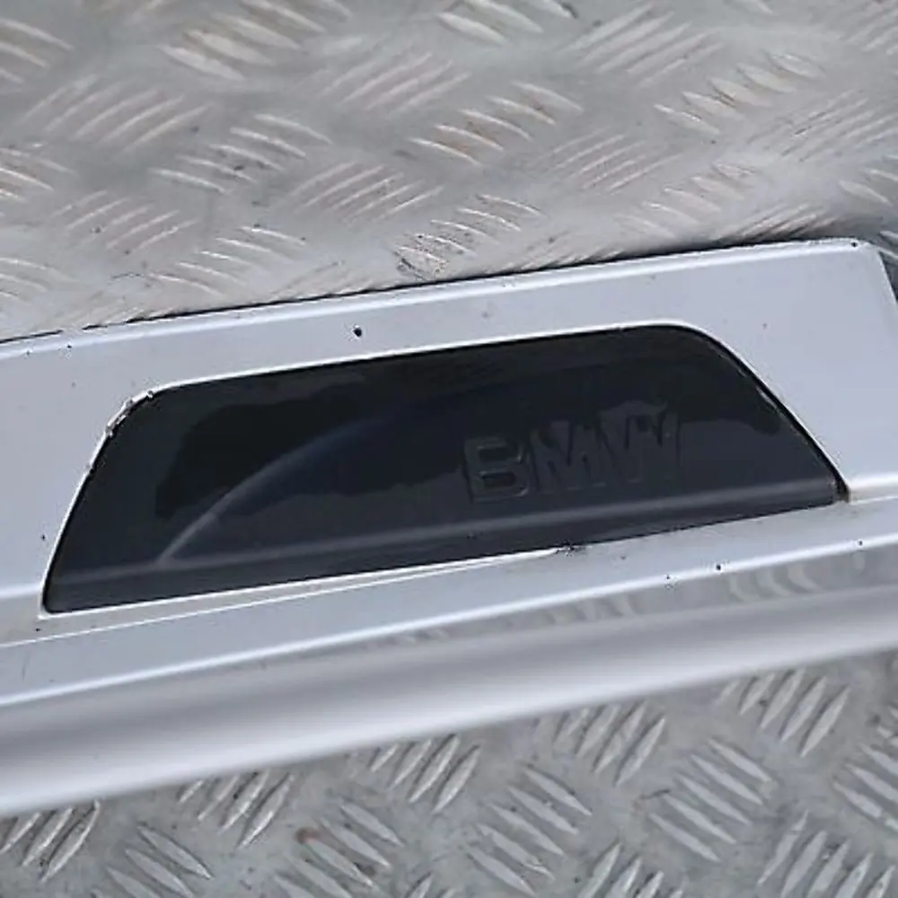 BMW 1 E87 Bas de porte Couverture Appuis de gauche Argent titane Sliber