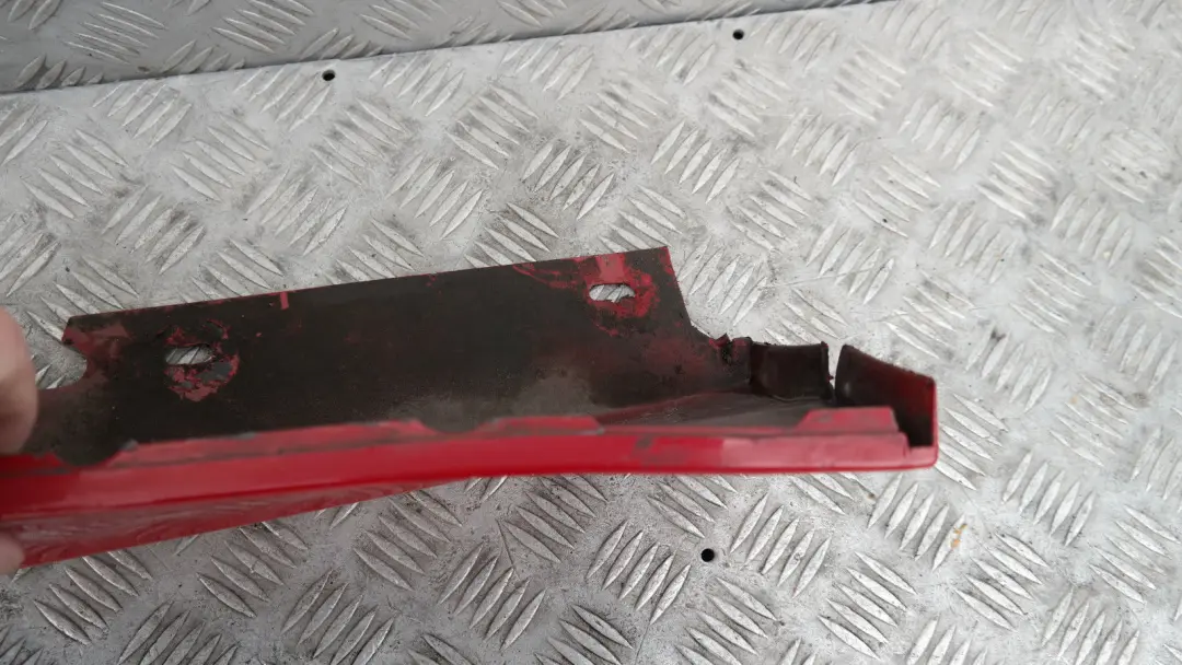 BMW E87 LCI Bas de Porte Couverture Seuil Droite Rouge Carmin Rouge A61