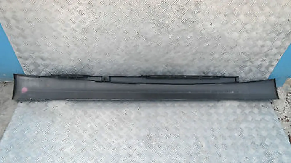 BMW E87 LCI Bas de Porte Couverture Seuil A Gauche Mousseux Graphite