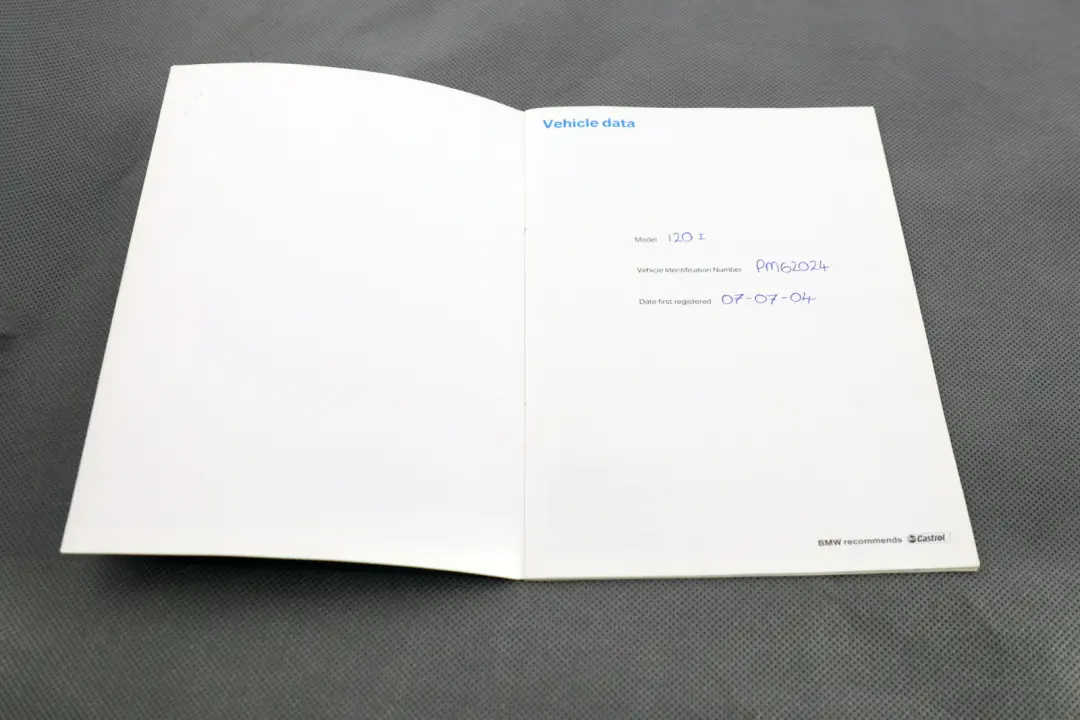 BMW 1 Series E87 Service Booklet Owner's Handbook CD Player Instructions