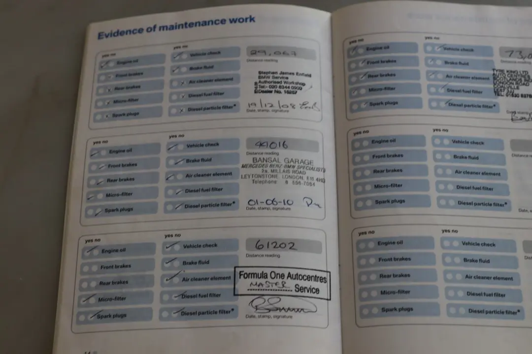 BMW 1 Series 2 E87 Service Booklet Owner's Handbook CD Player Instructions