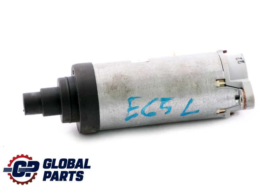 Front Right O/S Seat Adjustment Drive Motor Bosch 0 390 002 591 BMW 7 Series E65 - SKU 390002591 - Part number 0390002591