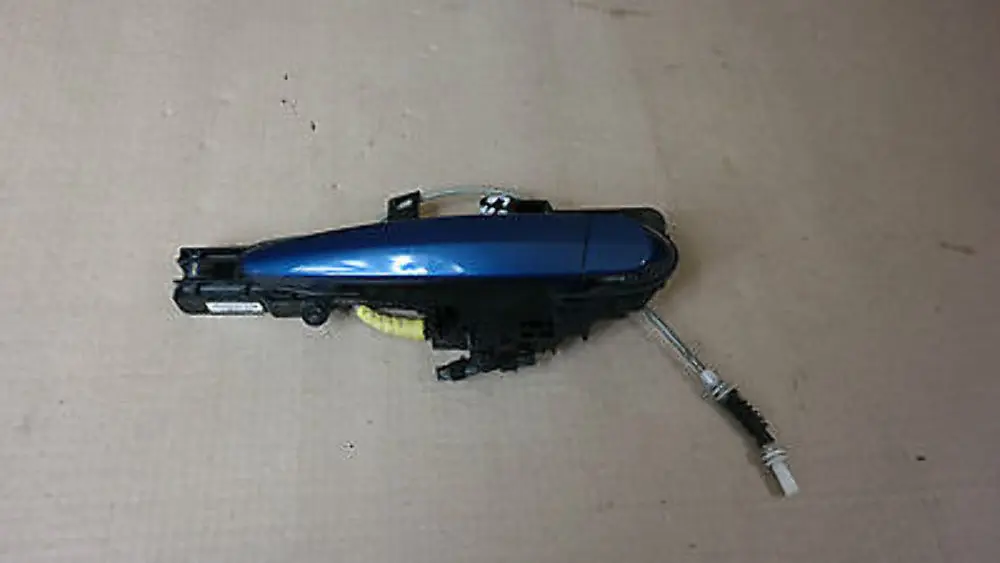 BMW 1 SERIES E81 E82 E87 Complete grab handle front left N/S SYDNEYBLAU