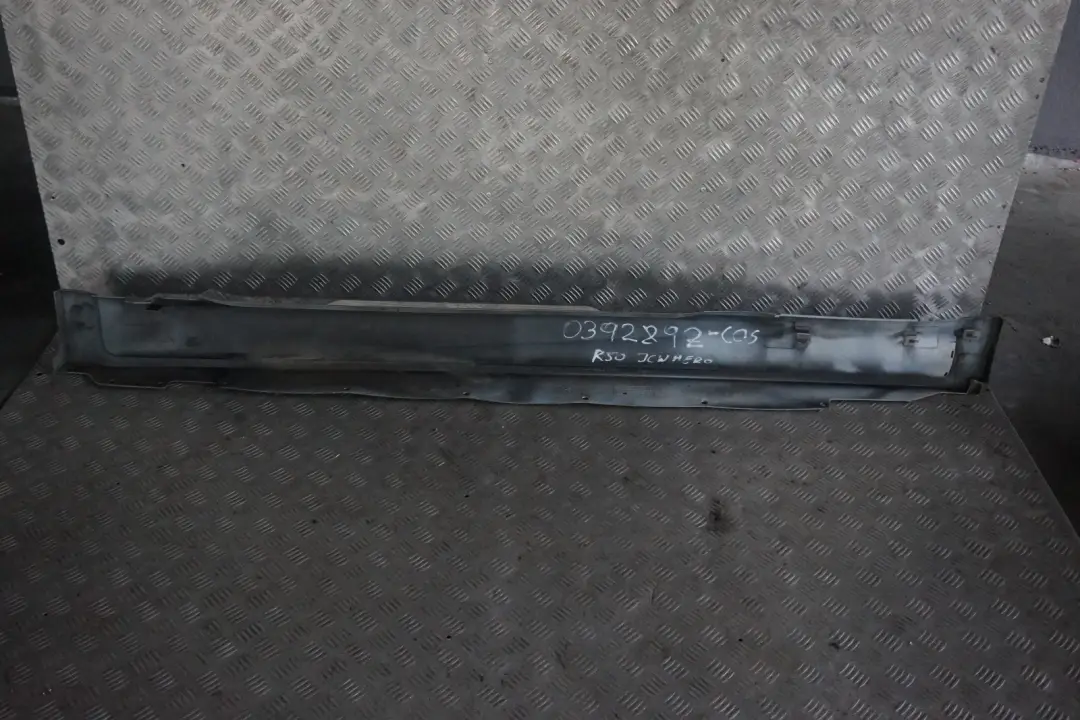 BMW MINI Cooper R50 JCW Right Door O/S Sill Skirt Side Trim Cosmosschwarz Black