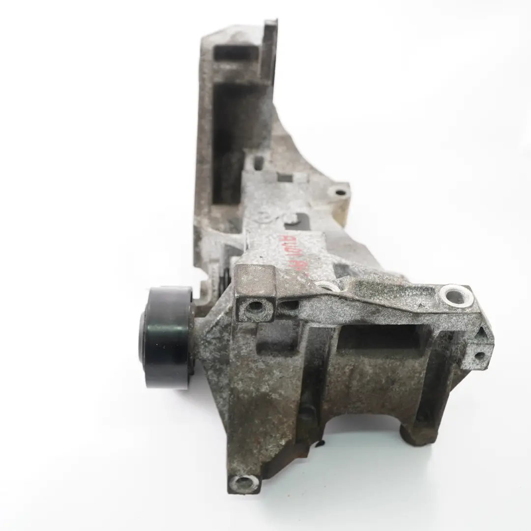 Audi A4 B8 2.0 TDI Soporte de la polea tensora del alternador 03L903143K