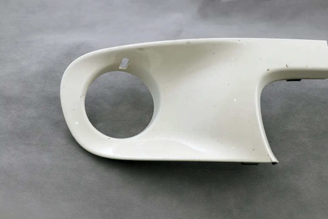 Mini Cooper S R55 R56 Front Bumper Trim Panel Right O/S White 2751564