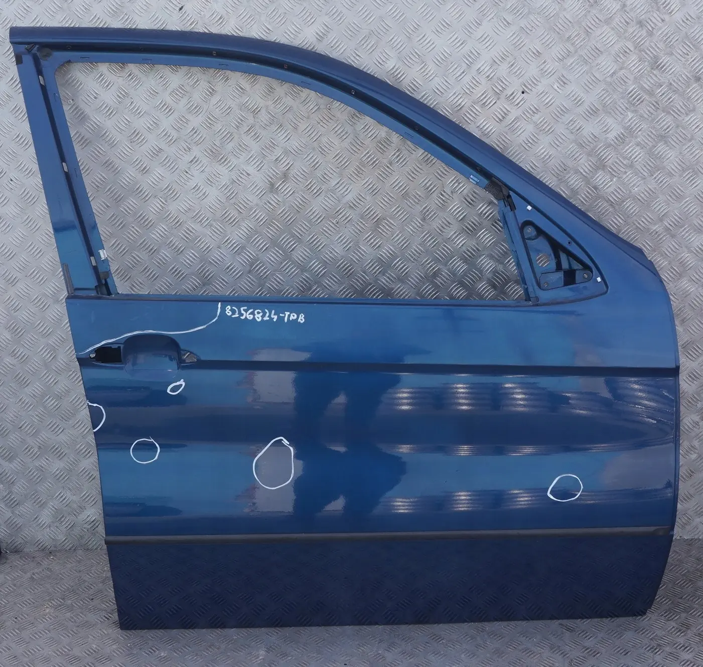 BMW X5 SERIES E53 Door Front Right O/S Topasblau Blue Blau Metallic - 364