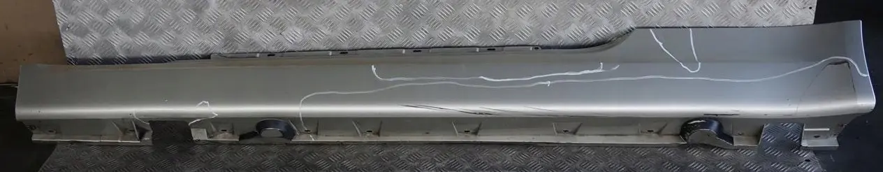 BMW 6 E63 E64 Door Sill Side Cover Skirt Left Mineralsilber Silver A14