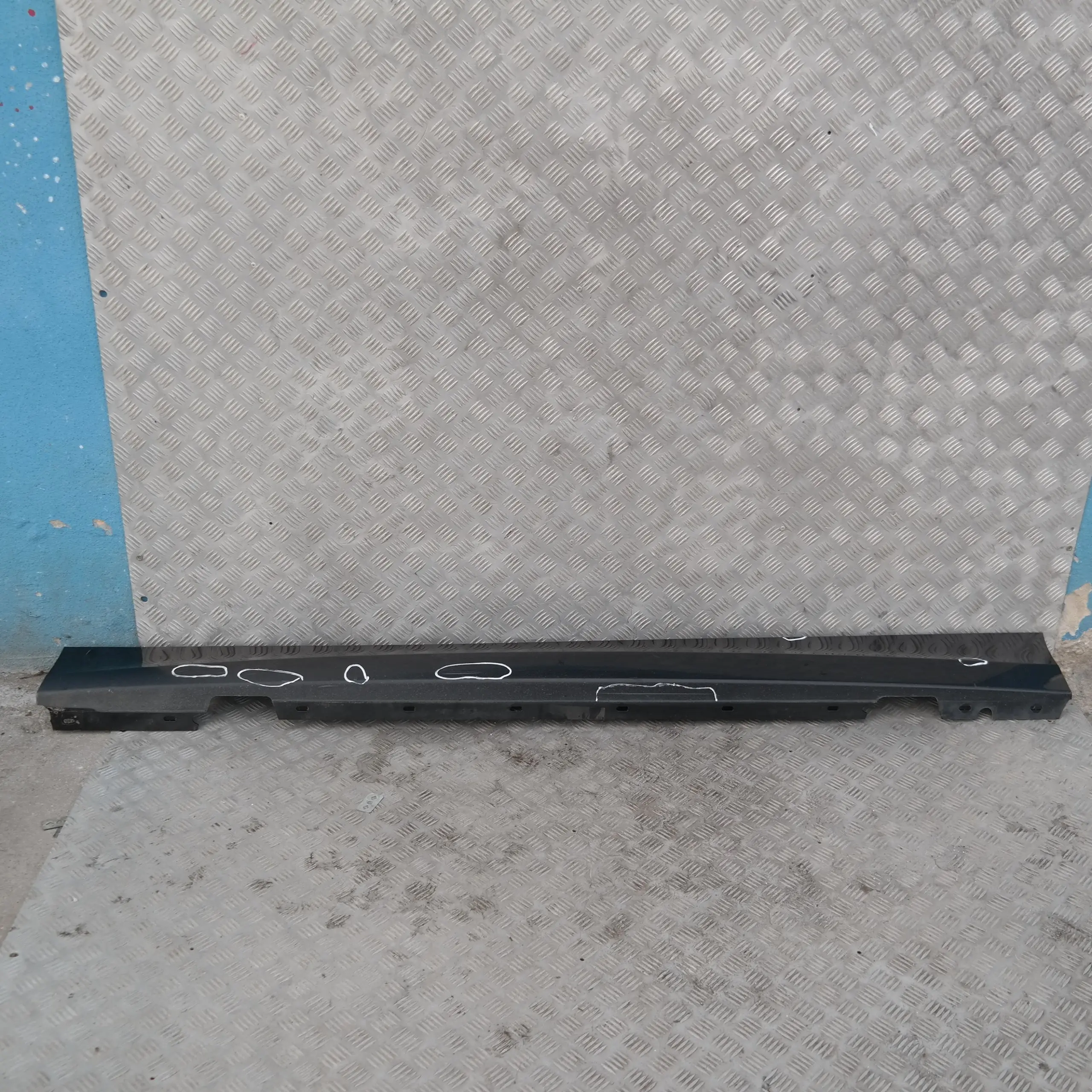 BMW E87 LCI Sill Strip Side Skirt Left Black Sapphire Metallic 475