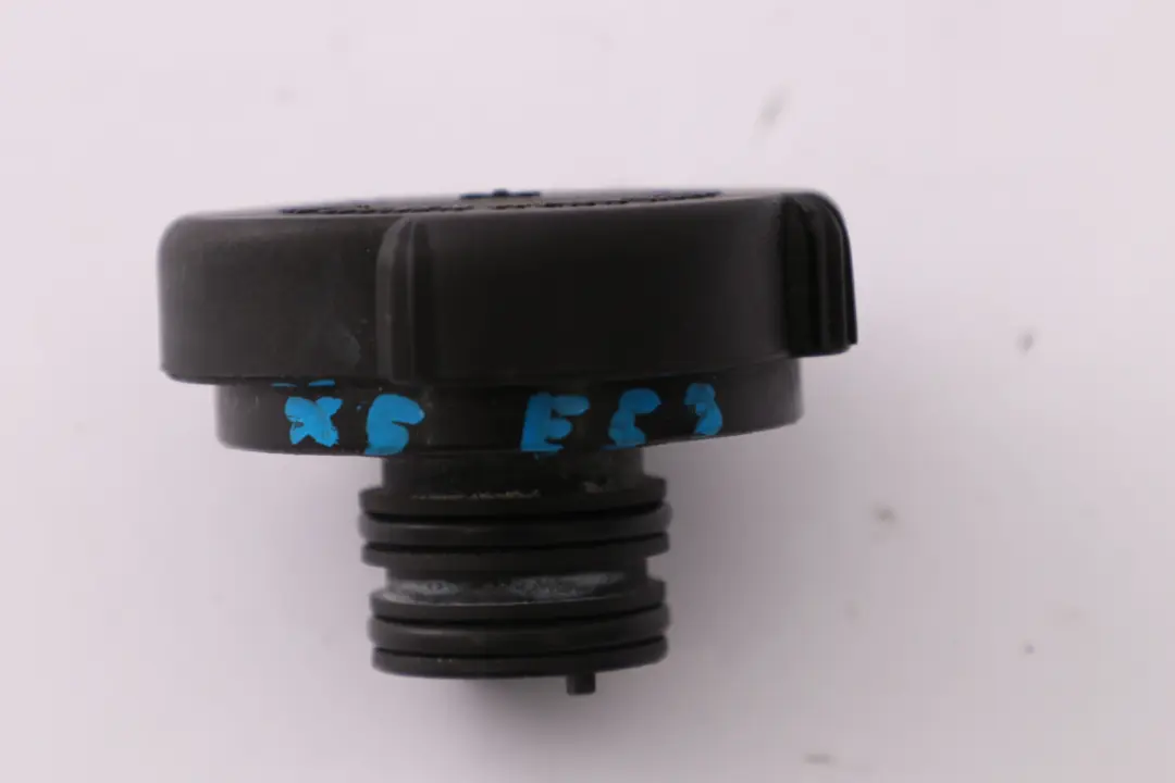 BMW E39 E46 E60 E61 E65 E53 E83 Tapa del radiador 1742231