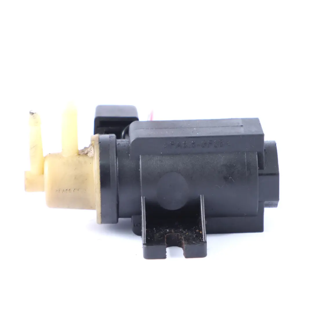 Válvula solenoide sensor de presión de turbo del Opel Insignia A 55573362