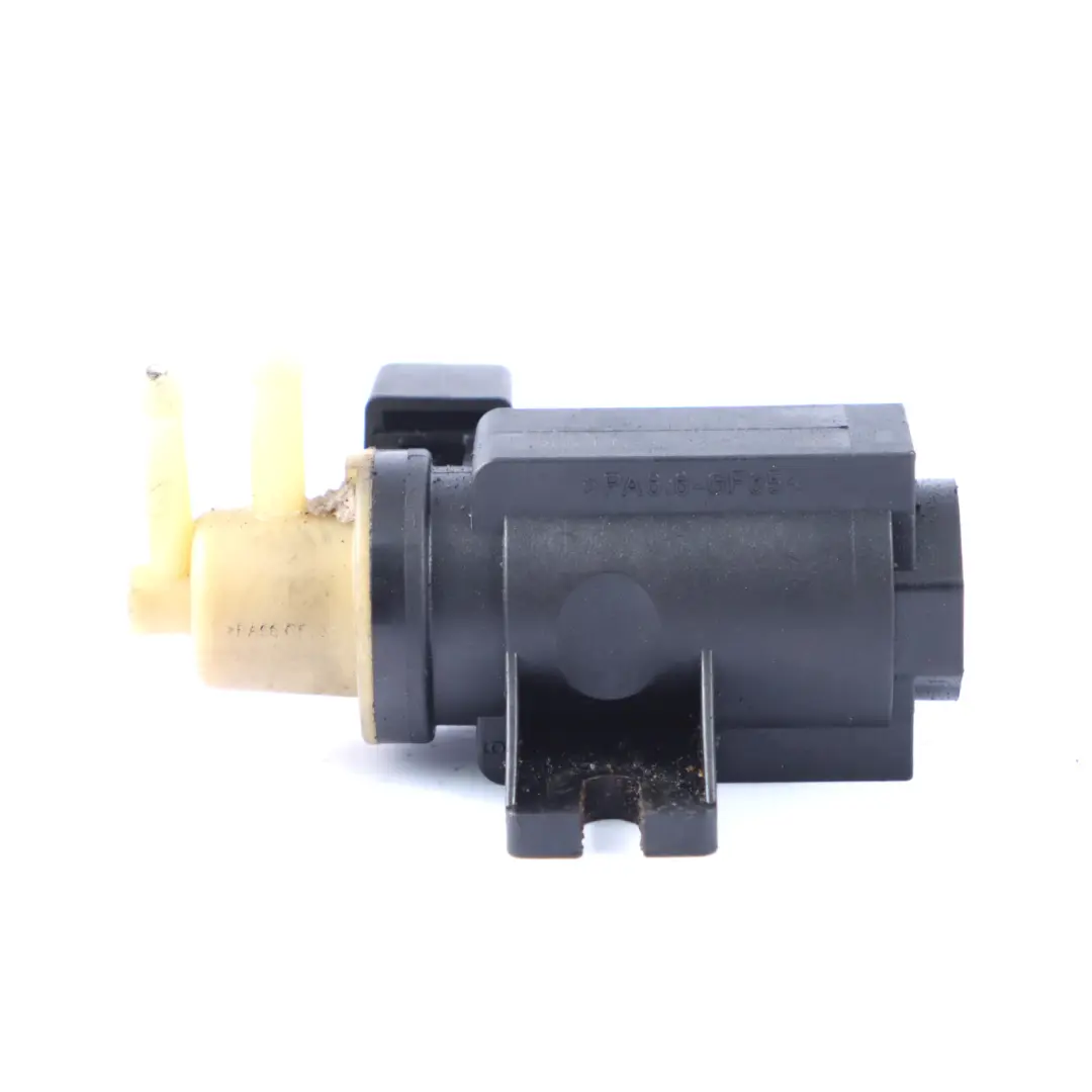 Válvula solenoide sensor de presión de turbo del Opel Insignia A 55573362