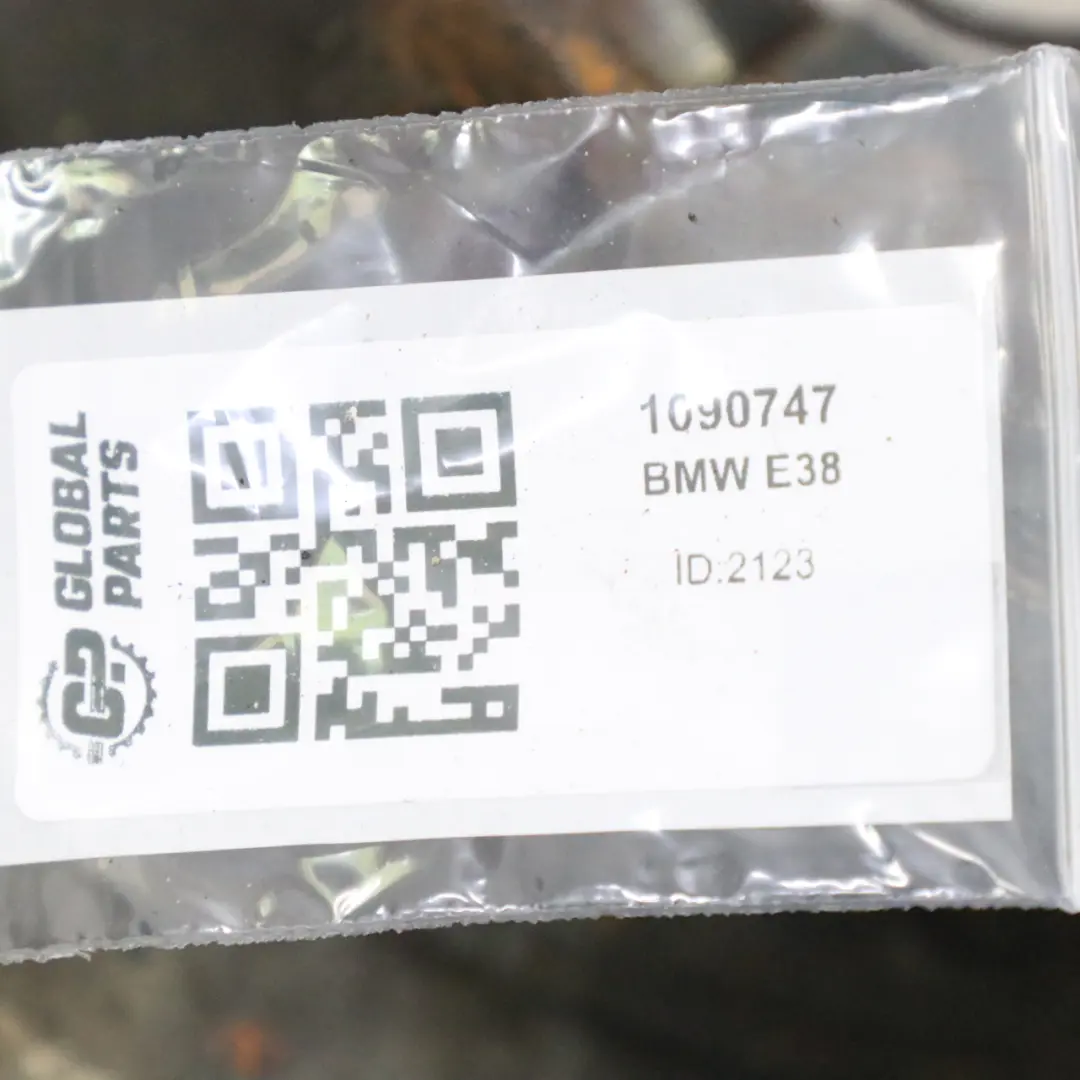 BMW E38 Zwrotnica Piasta Zawieszenia Koła Lewa Tylna 1090747