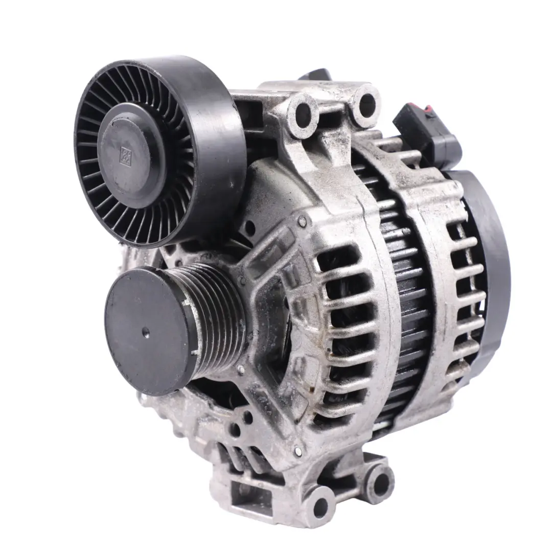 BMW E60 E61 E81 E87 LCI E90 E91 E92 E93 Alternator Benzyna 180A 7550469