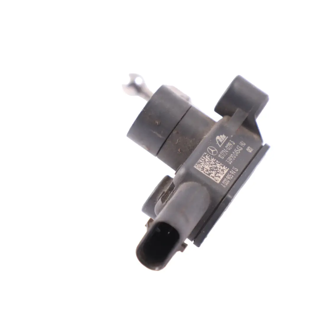 Mercedes C118 W177 W247 Sensor nivel faros delanteros Eje delantero A0009059413