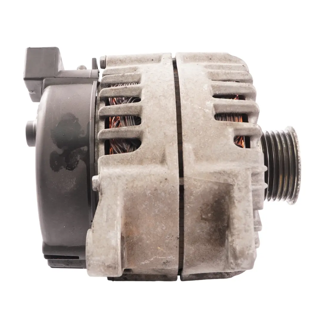 Alternador Mercedes W212 S212 Diesel OM651 Alternador 220A Valeo A0009063705