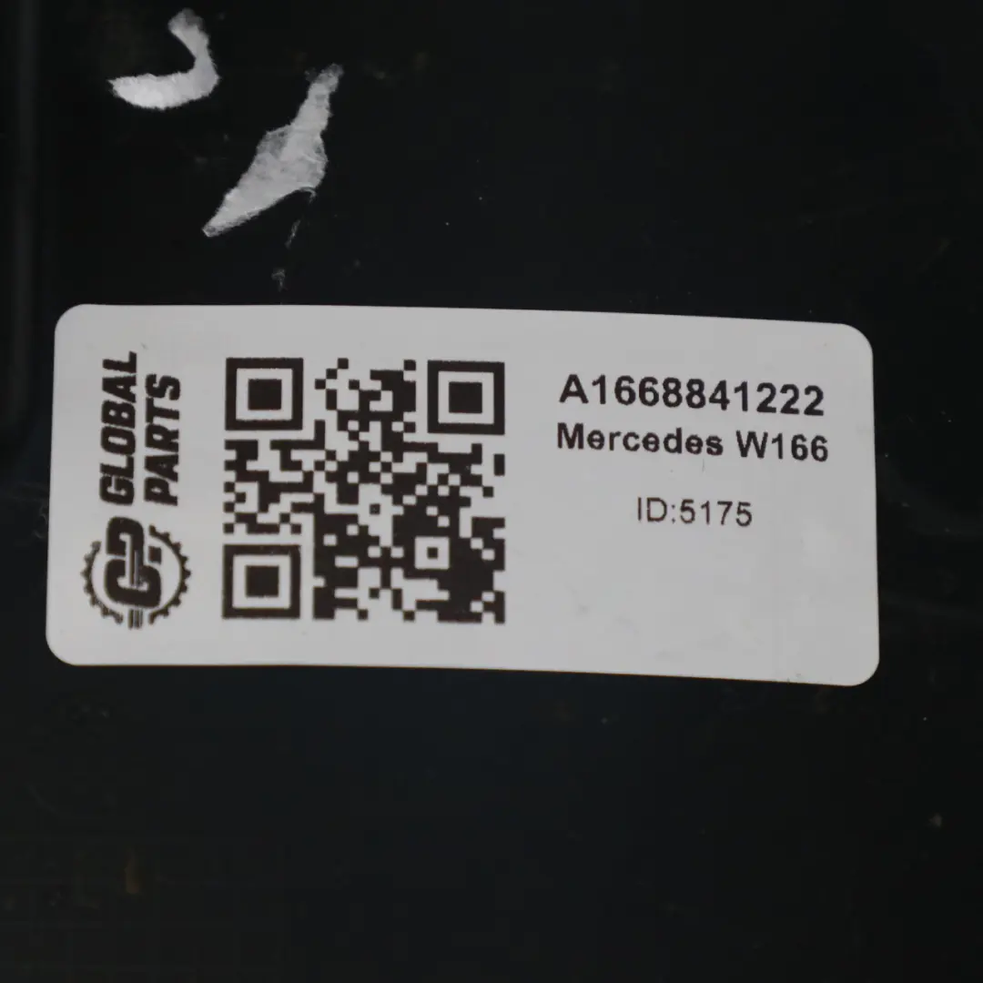 Mercedes ML W166 Paso de rueda delantero derecho Sección trasera A1668841222