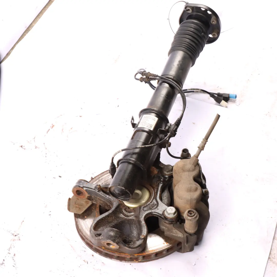 Mercedes Sprinter W907 Jambe suspension avant droite Moyeu roue Etrier de frein