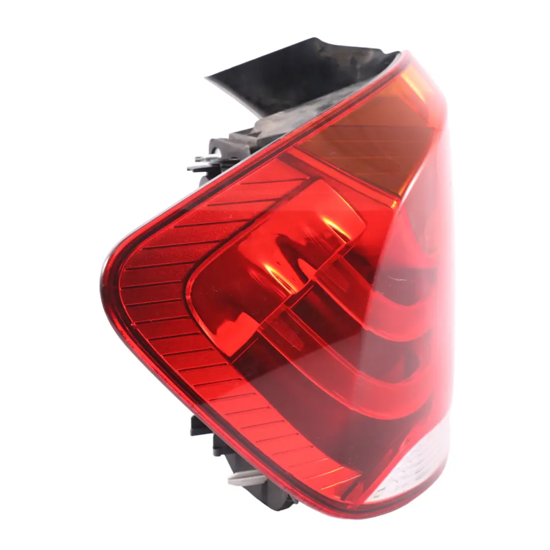 BMW X1 E84 Lampa W Błotnik Lewa Tylna Lewy Tył 2990109