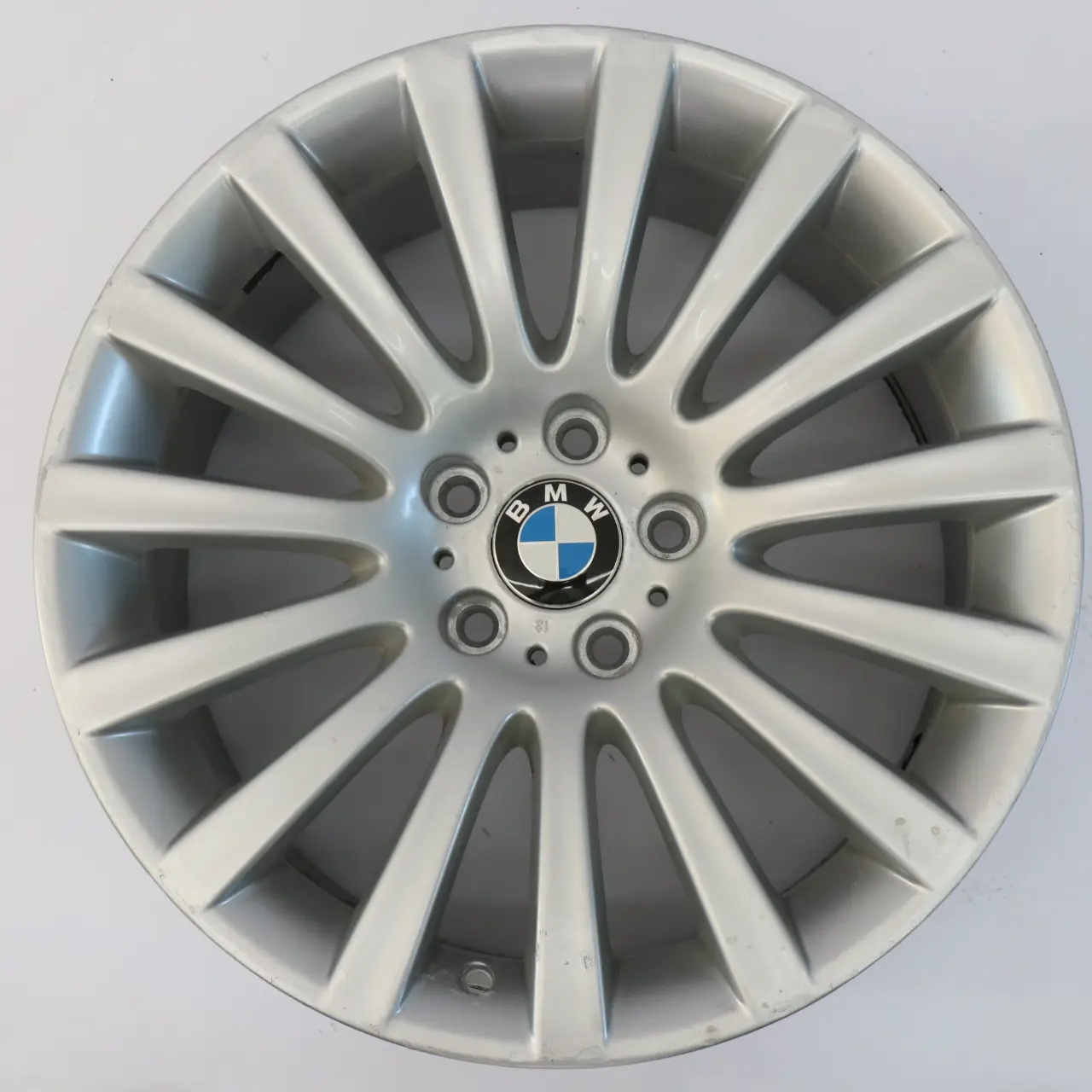 BMW F01 F02 F07 GT Silver Alloy Wheel Rim 19" 8,5J ET:25 Multispoke 235 6775404