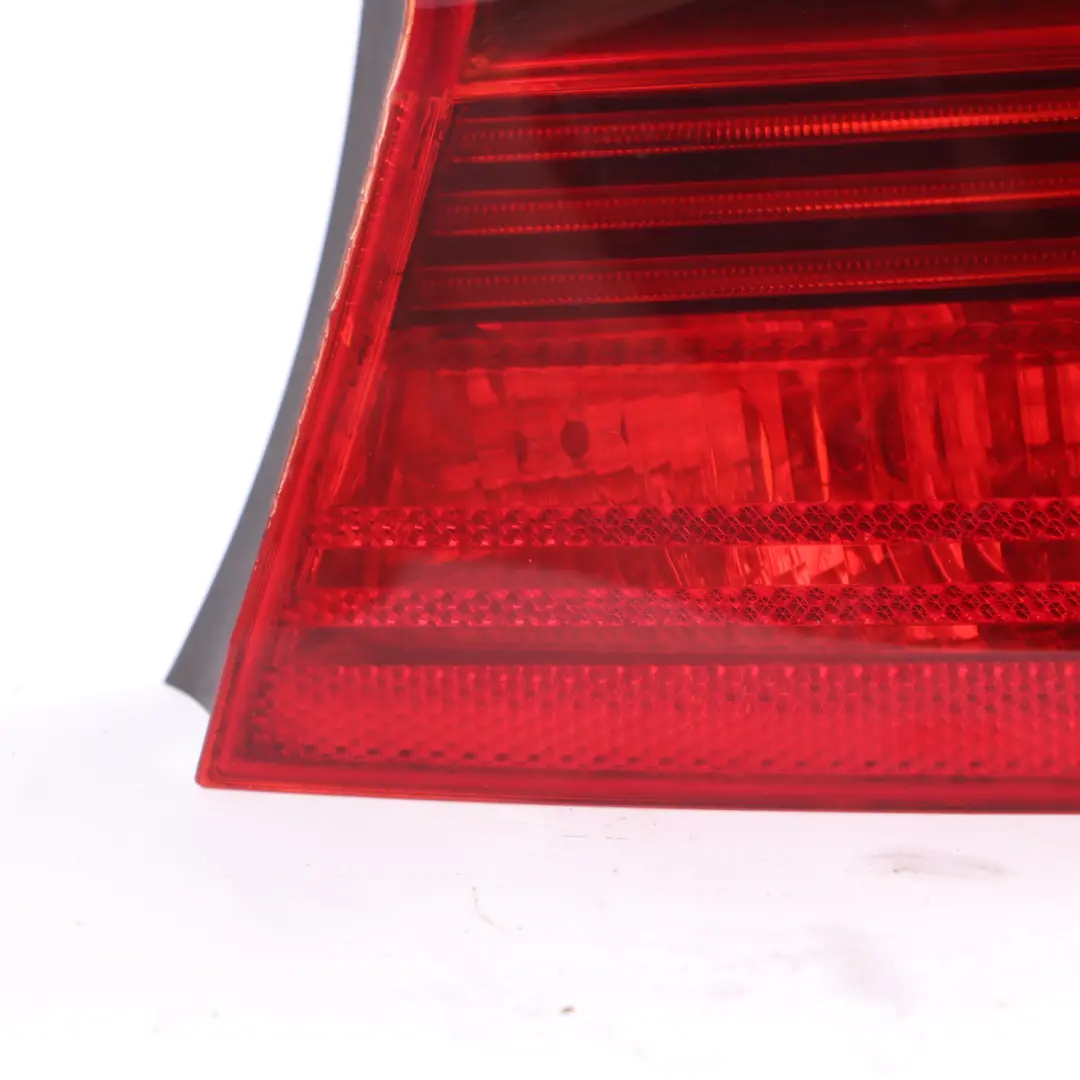 BMW E90 Rear Lamp Light Right O/S Tail Light Side Panel 6937458