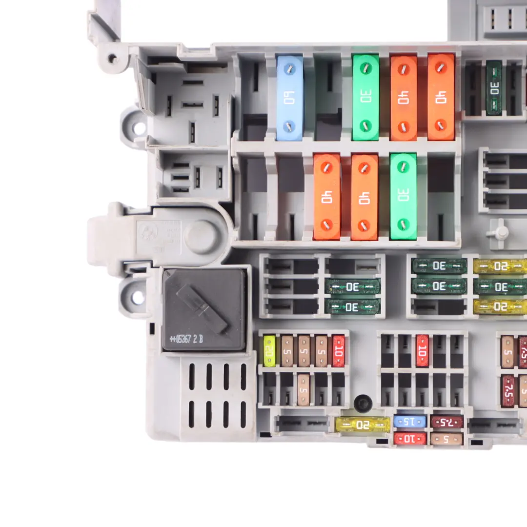 BMW E87 E90 E91 E92 Power Distribution Fuse Box Front 6906622