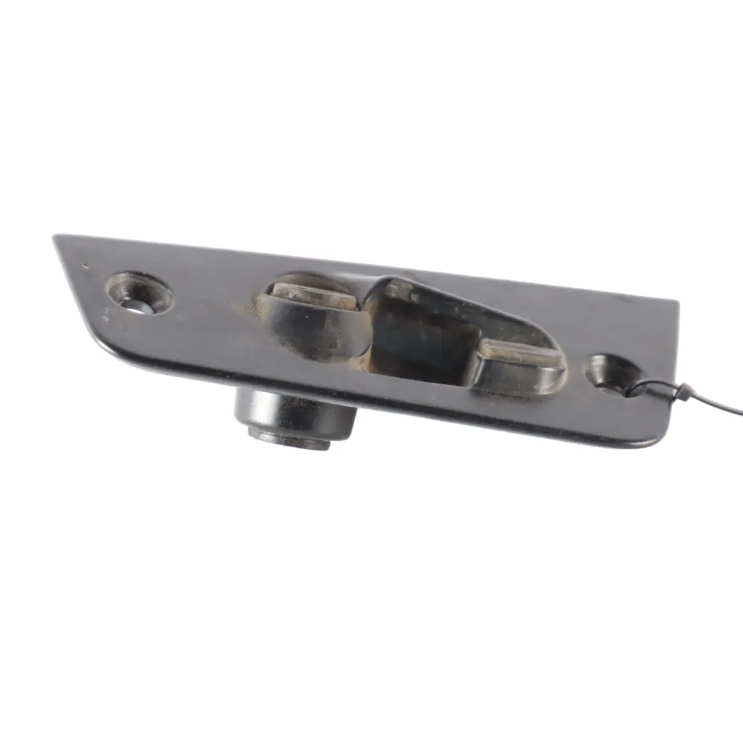 Volkswagen T5 Rear Sliding Door Locking Lock Plate Catch Left N/S 7H0843639F