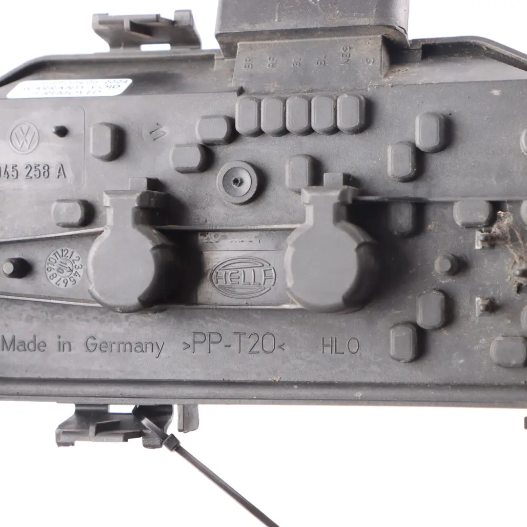 Volkswagen Transporter T5 Facelift Drivers Rear Right O/S Light 7H5945258A