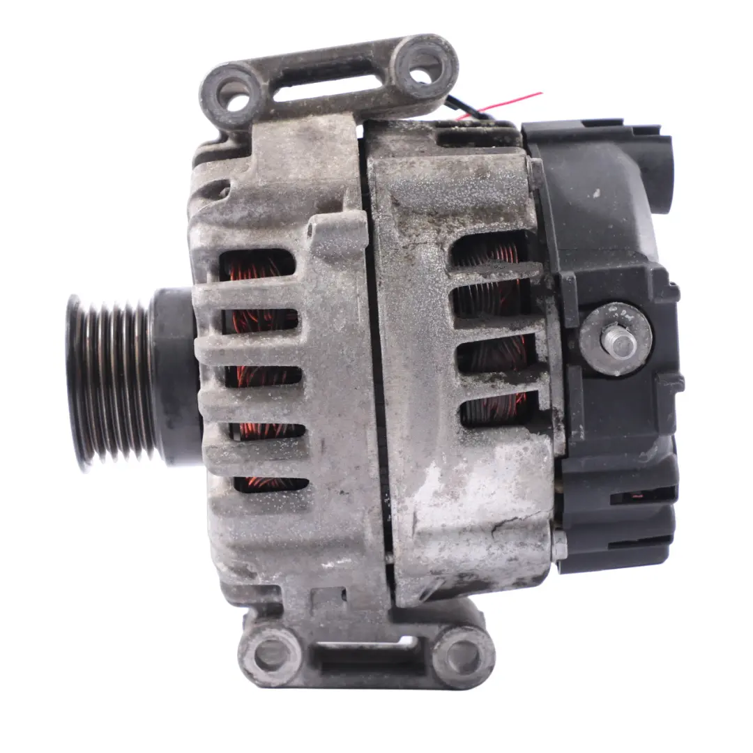 Alternador Generador Mercedes W204 W212 Motor Diesel Valeo 180A A0009067900