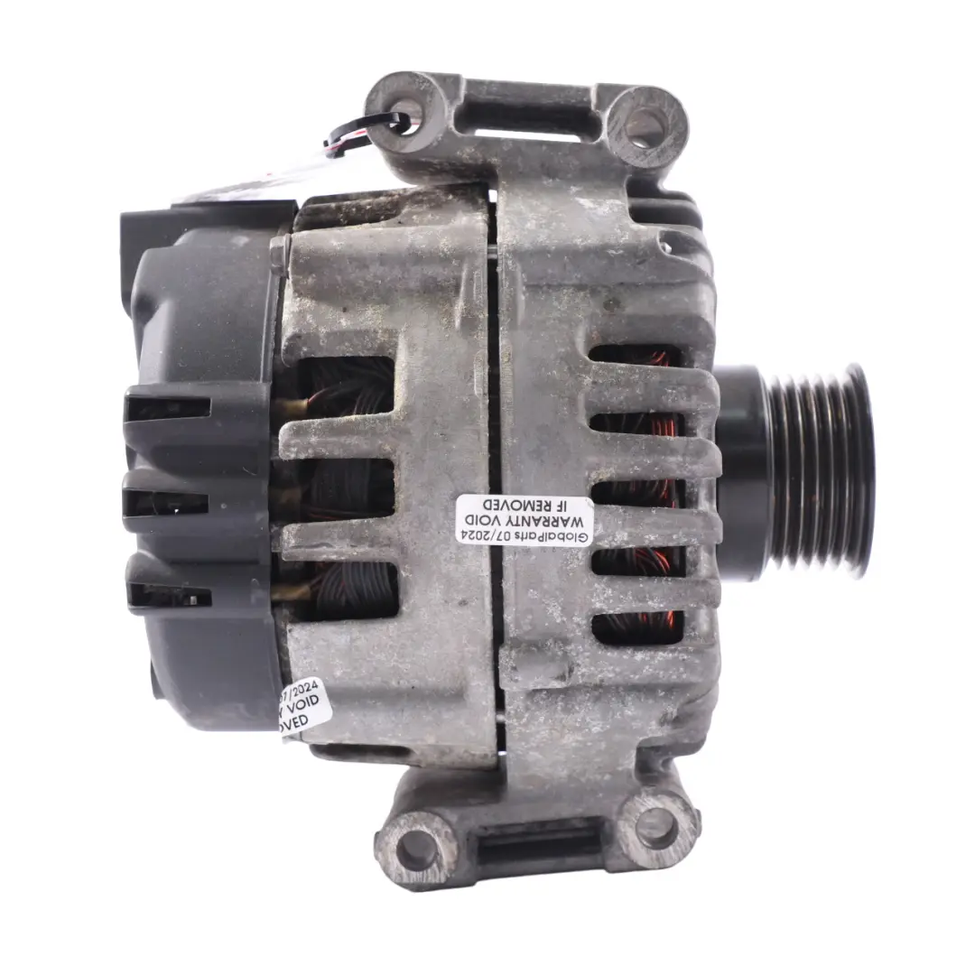 Alternador Generador Mercedes W204 W212 Motor Diesel Valeo 180A A0009067900