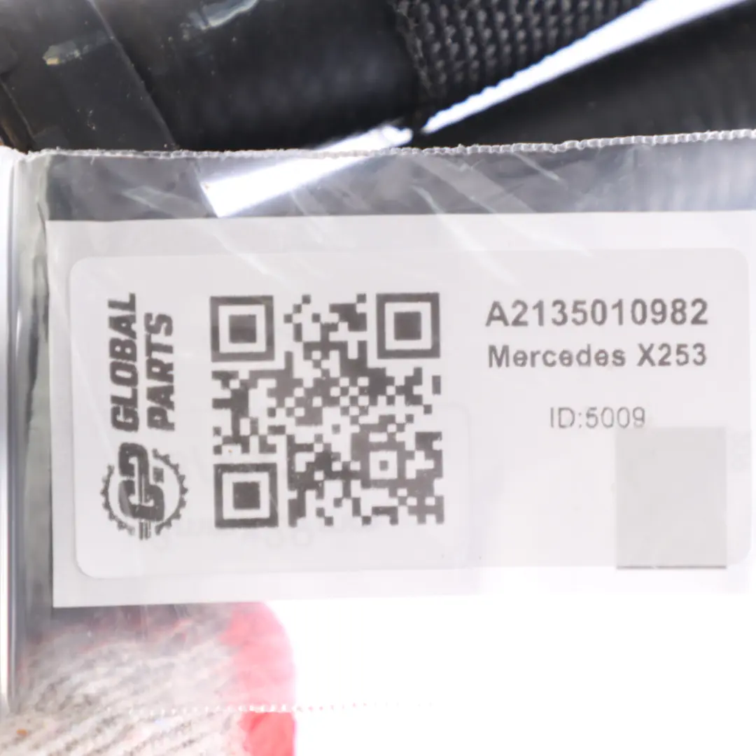 Mercedes X253 Wąż Przewód Płynu Chłodzącego A2135010982