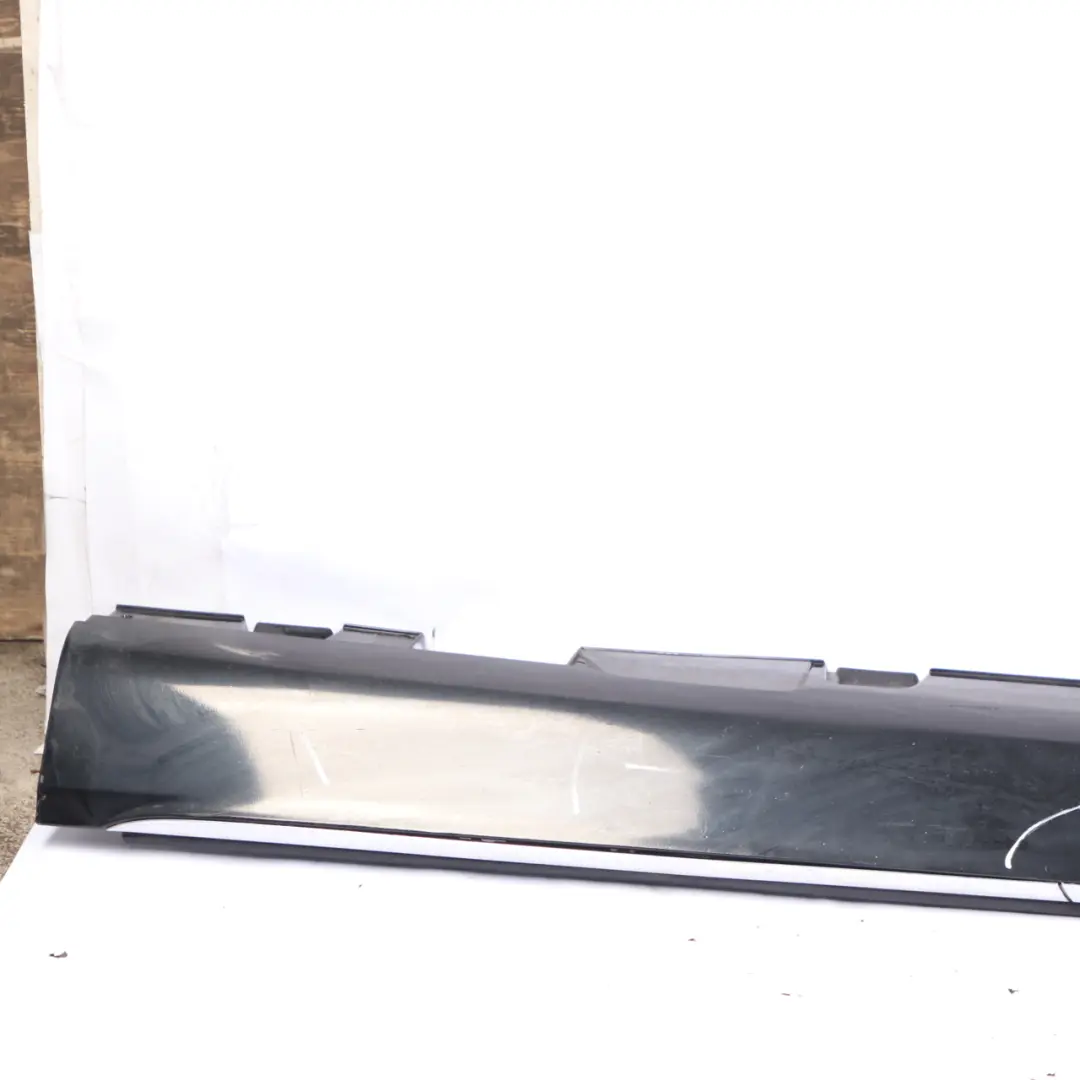 Mercedes W213 Side Skirt Left N/S Door Sill Cover Black - 040