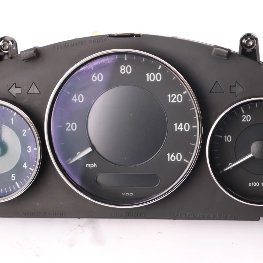 Mercedes C219 Diesel Cluster Speedometer Clocks Automat A2195405811