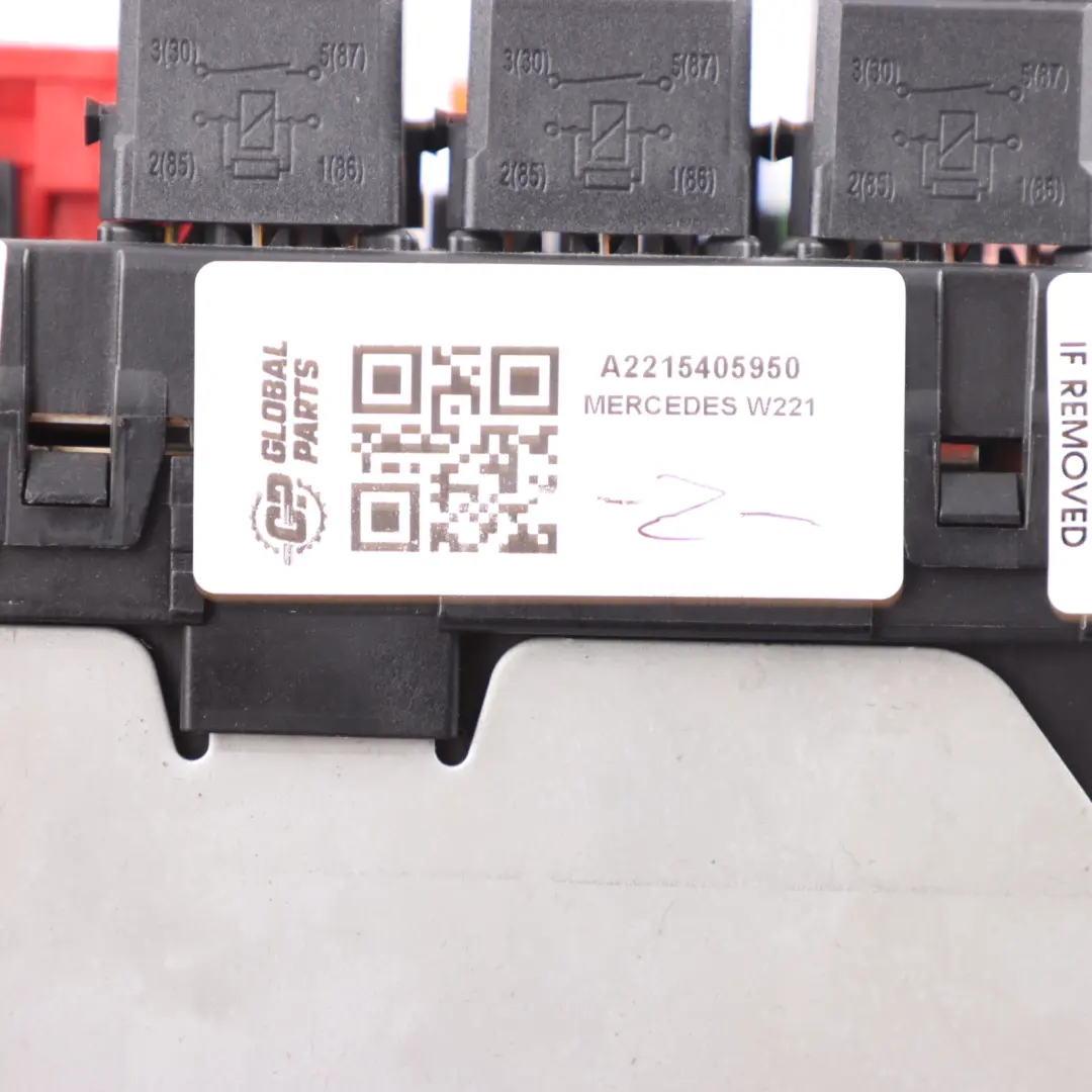 Mercedes W221 Fuse Box Control Unit SAM Module Relay A2215405950