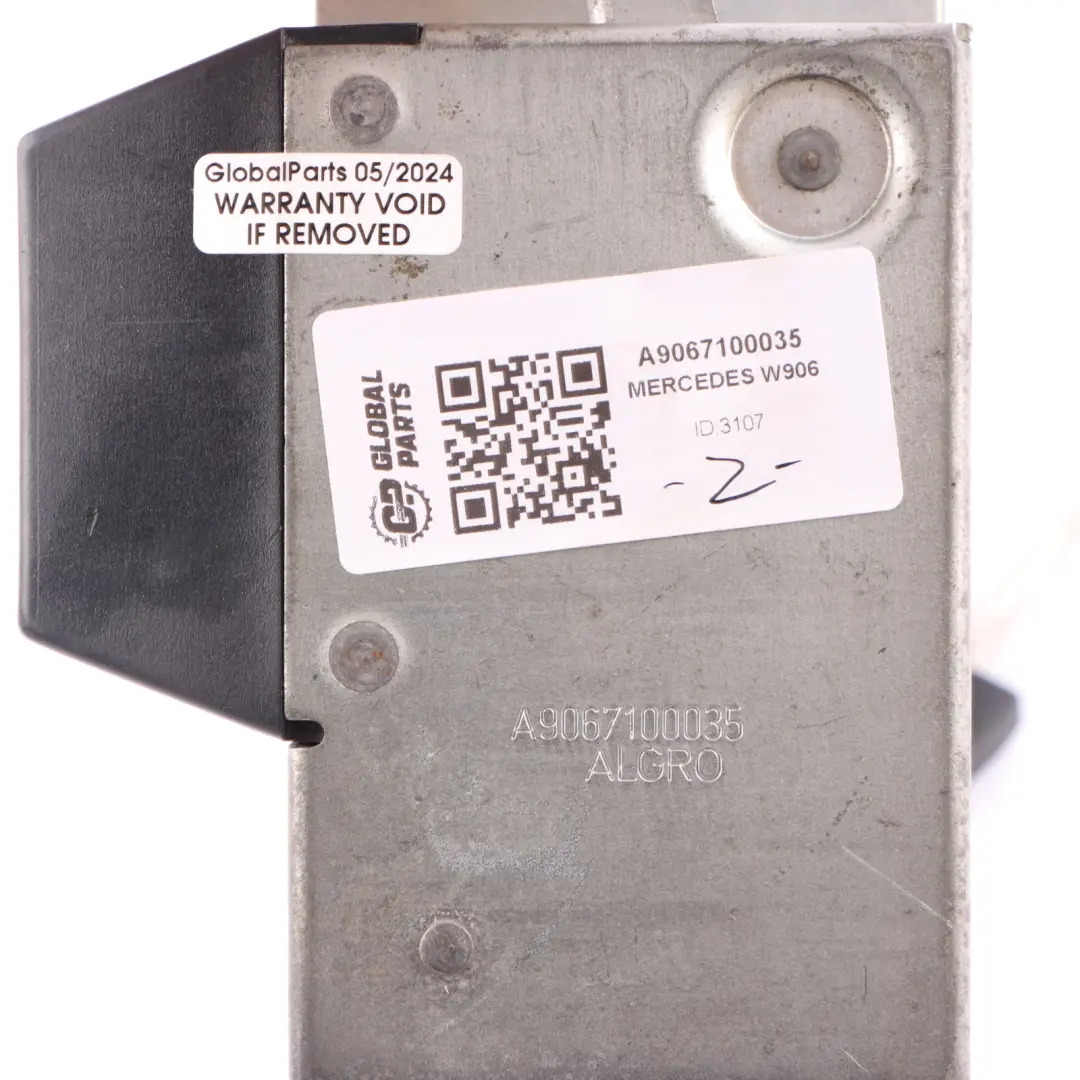 Mercedes Sprinter W906 Partition Sliding Door Lock Latch Opener Key A9067100035