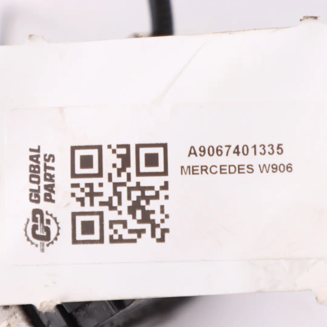 Right O/S Door Lock Latch Mechanism Actuator Mercedes W906 Rear - SKU A9067401335 - Part number A9067401335
