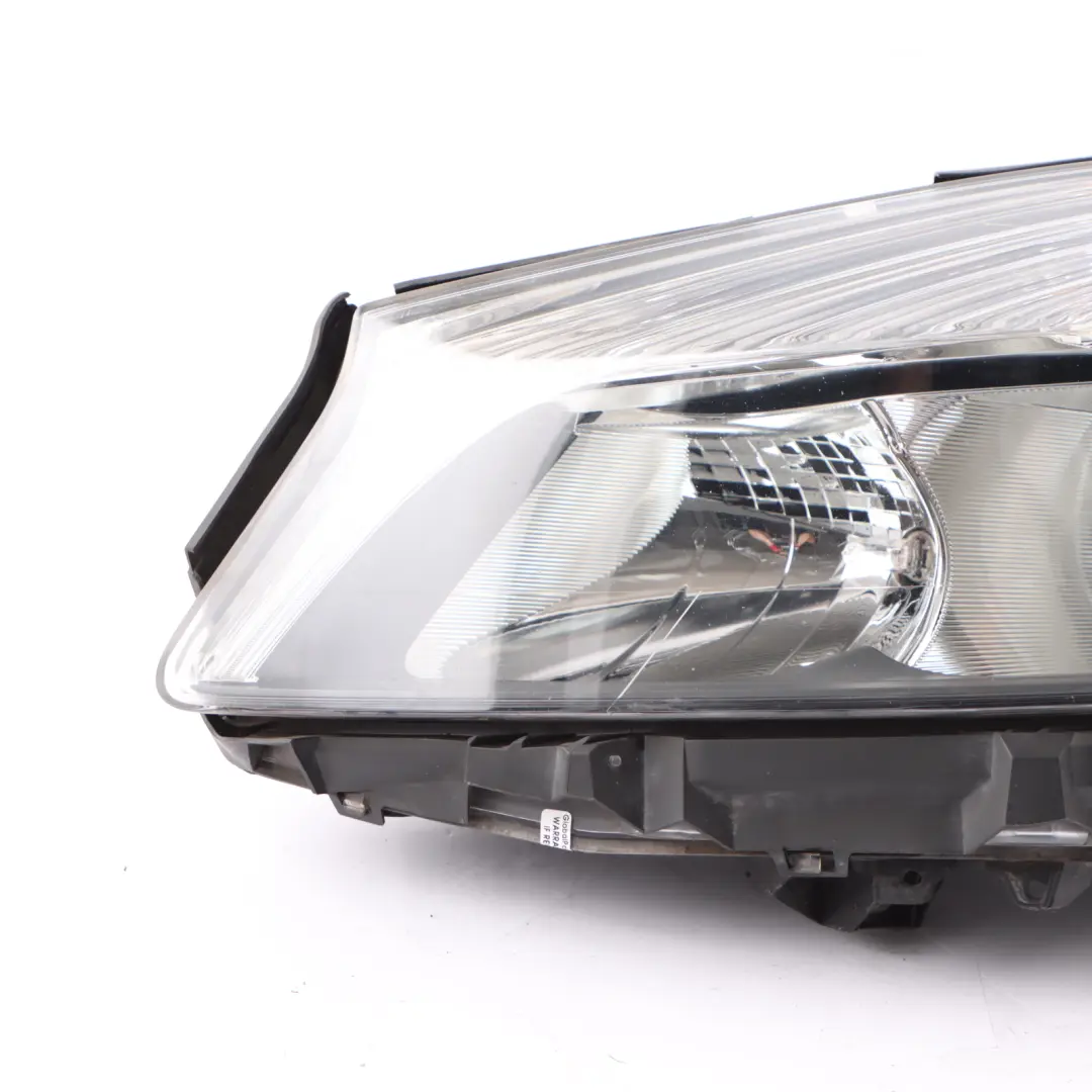 Mercedes W176 Headlight Headlamp Lamp Halogen Front Left N/S A1768200361