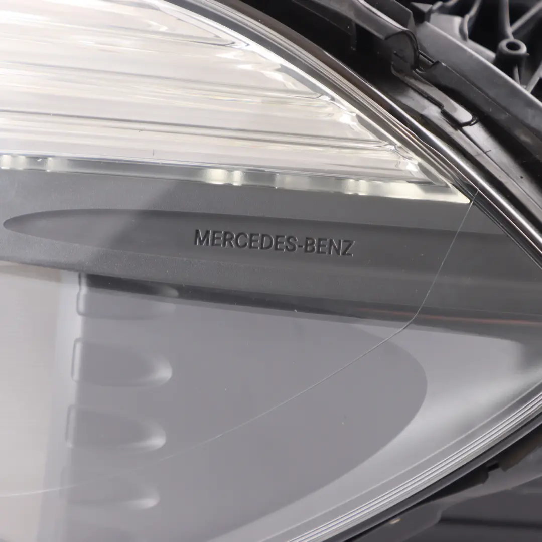 Mercedes W176 Headlight Headlamp Lamp Halogen Front Left N/S A1768200361