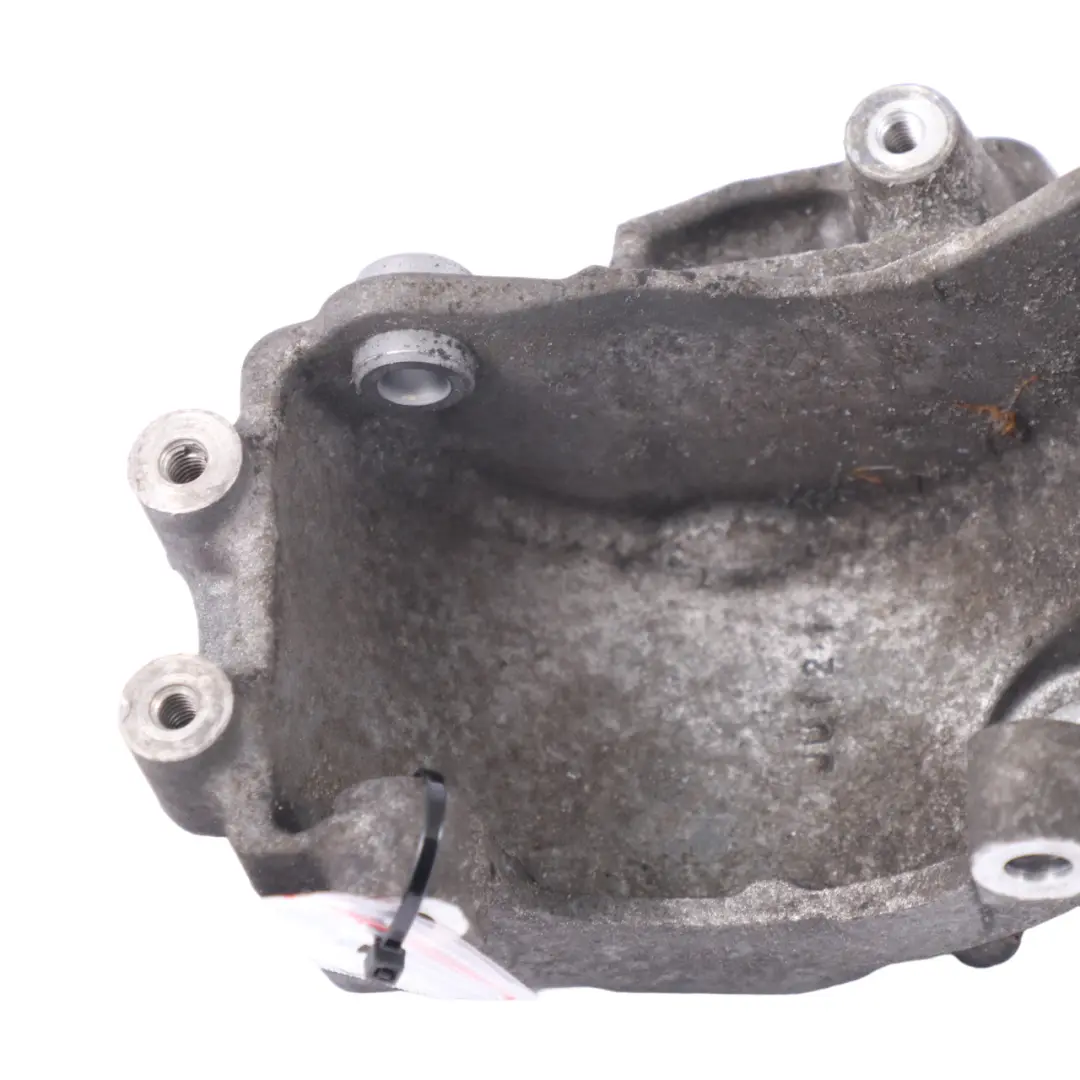 Soporte del alternador Renault Master II 117103703R