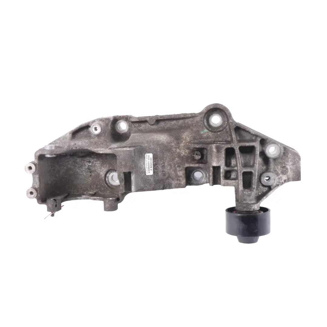 Soporte del alternador Renault Master II 117103703R