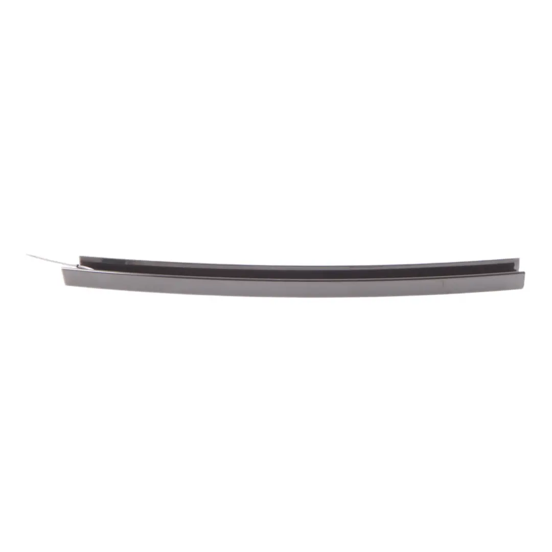 BMW G20 Puerta Trasera Ventana Exterior Trim Derecha Guía Bar Negro