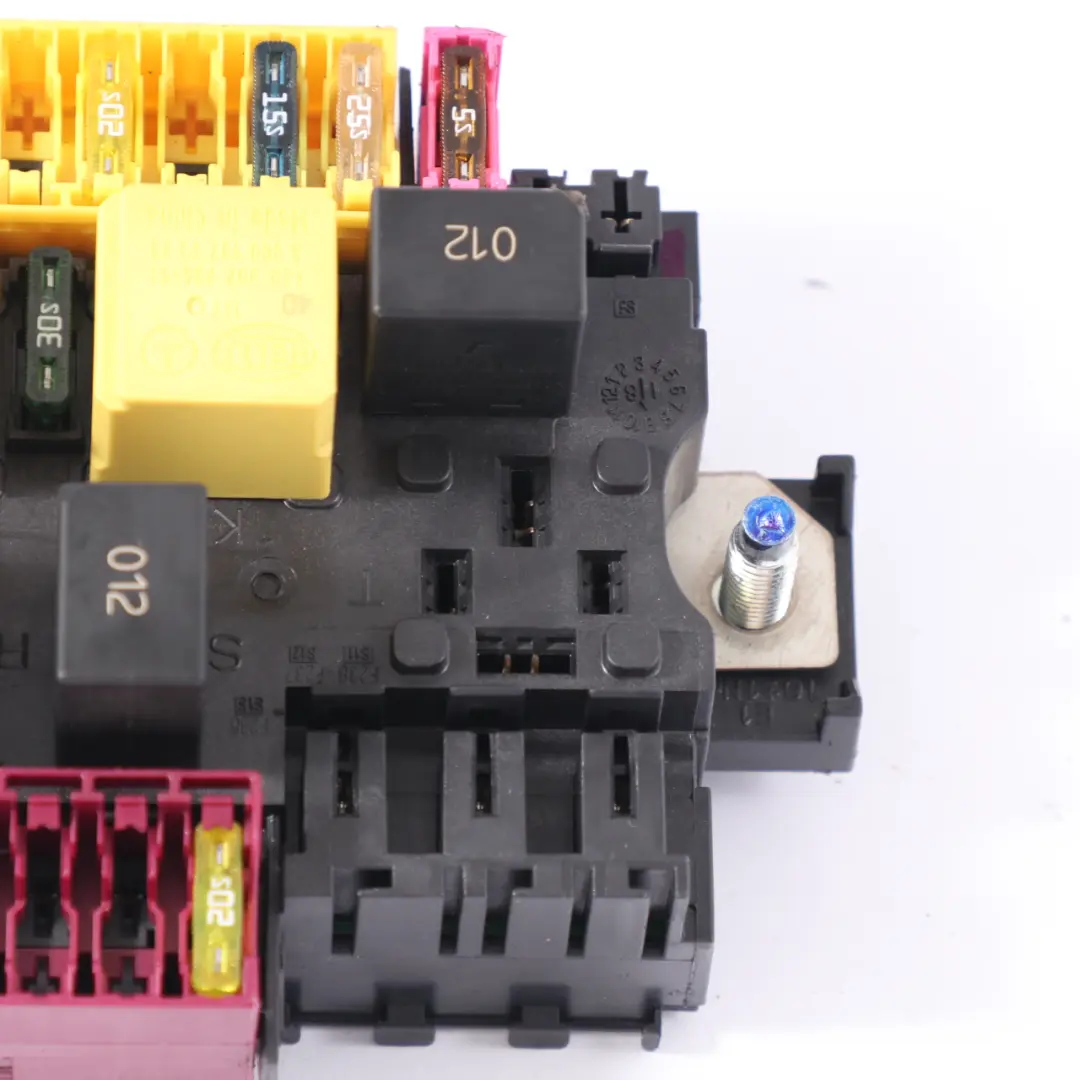 Fuse Box Mercedes GLE W166 C292 W463 Relay Control Unit Module A1669068201