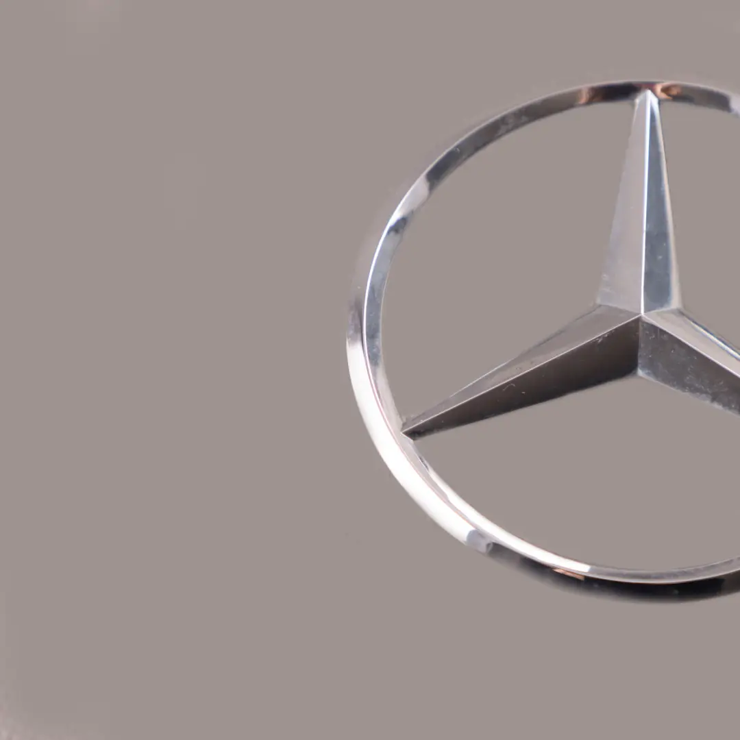 Mercedes W205 Emblema Insignia trasera estrella en la tapa maletero A2058174500