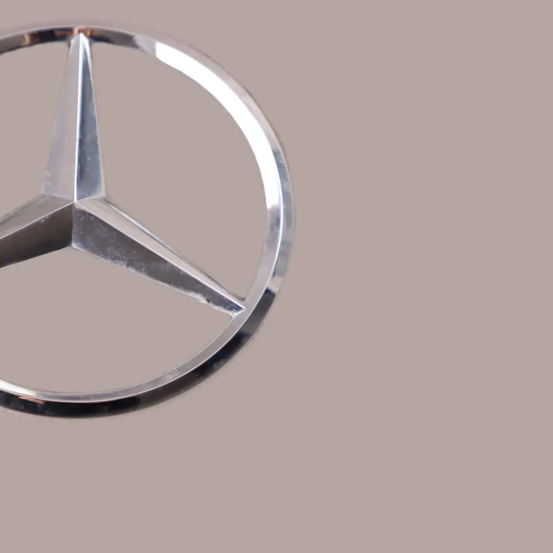 Mercedes W205 Emblema Insignia trasera estrella en la tapa maletero A2058174500